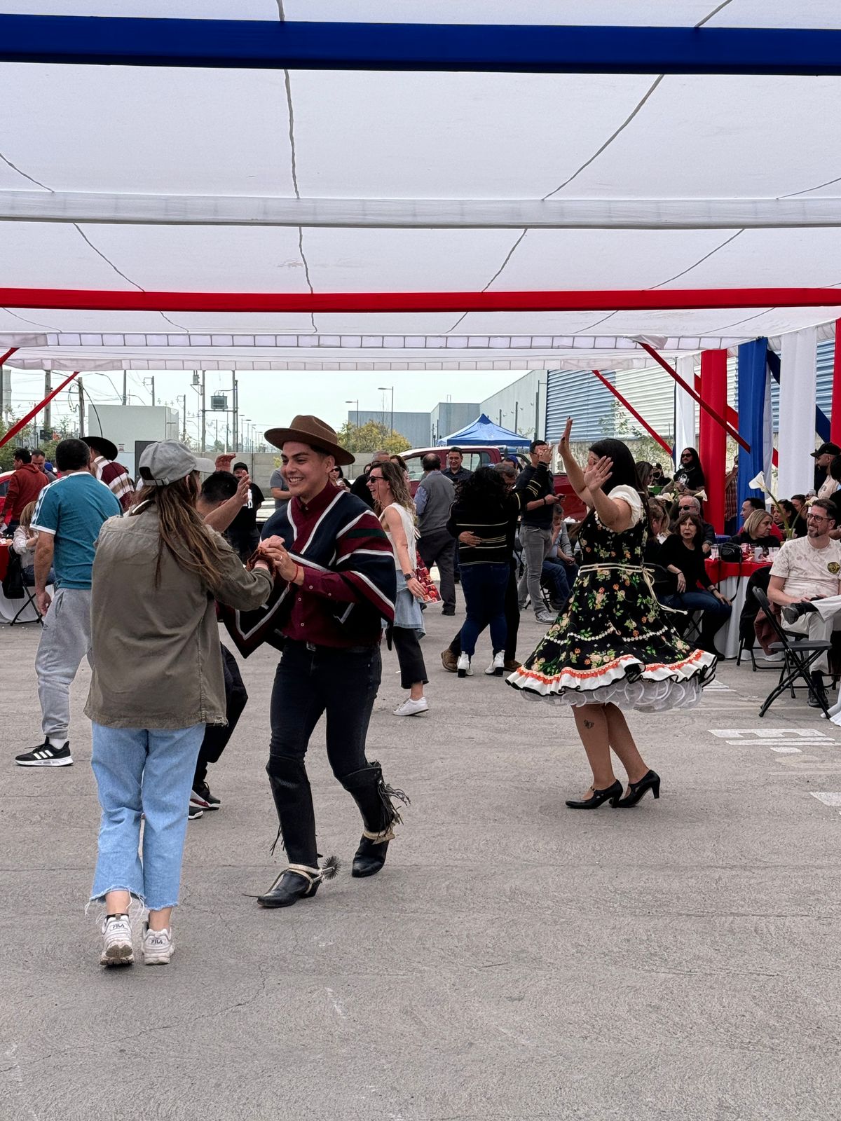 52a709b9-73f6-4d99-8054-ccf9dfa15963